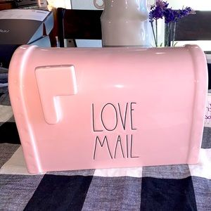 Rae Dunn love mail box